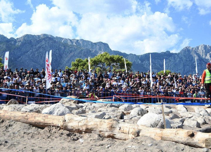 Sea to Sky 2025: Kemer'deki sahil parkurunda seyirciler